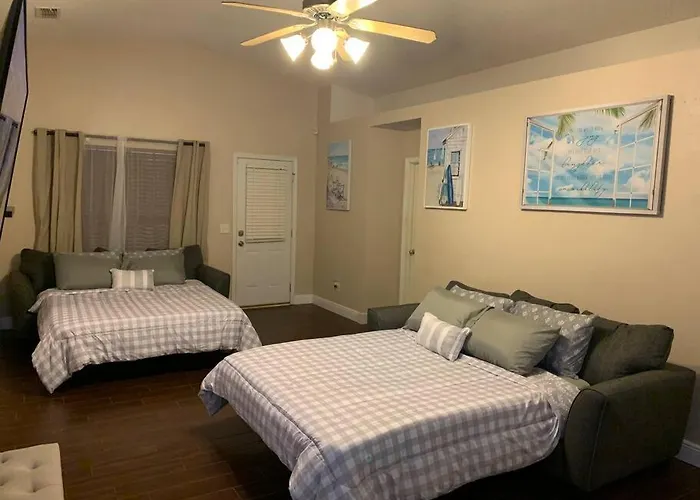 D's Florida-alabama Vacation Sleeps 14 Guests