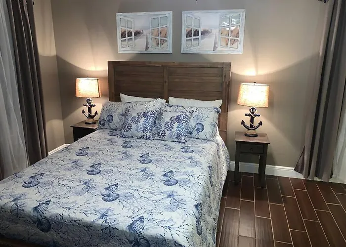 D's Florida-alabama Vacation Sleeps 14 Guests Villa