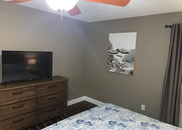 Villa D's Florida-alabama Vacation Sleeps 14 Guests